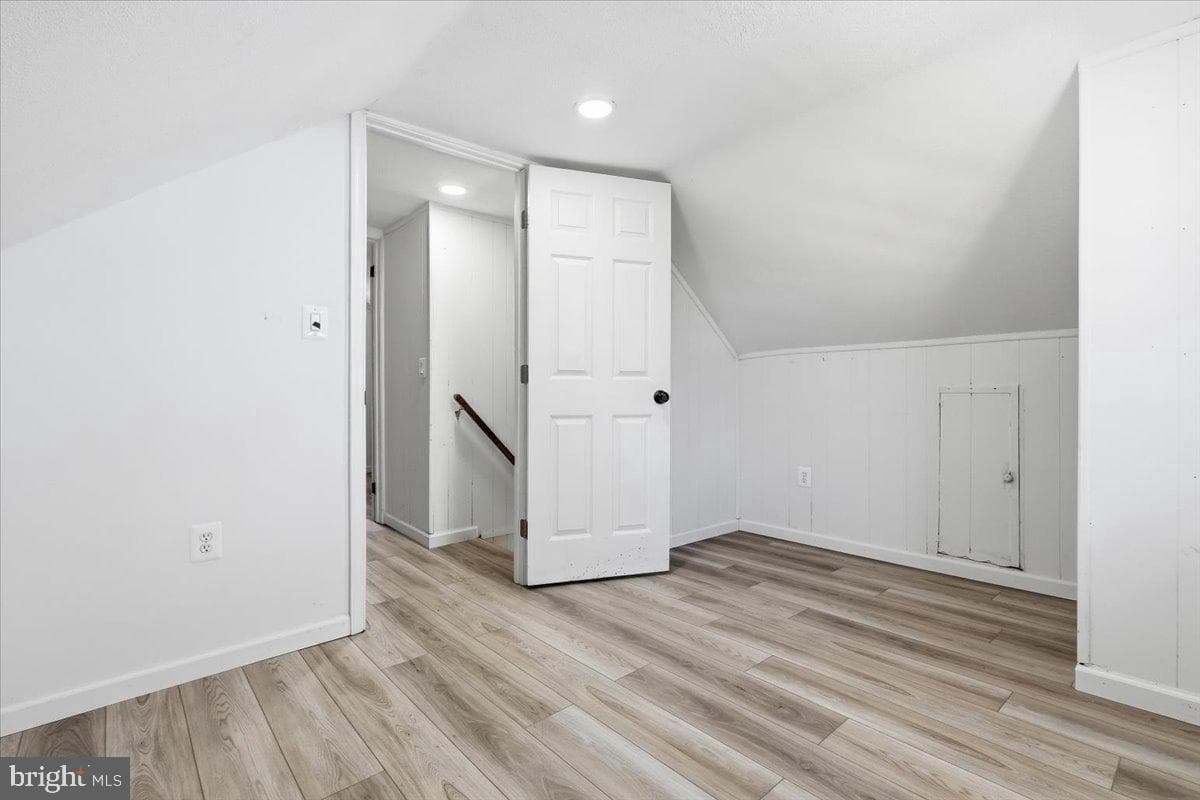 4339 Barker Street SE photo 22