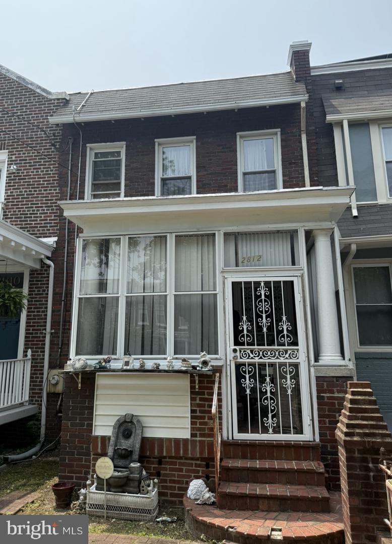 2812 6th Street NE, Washington