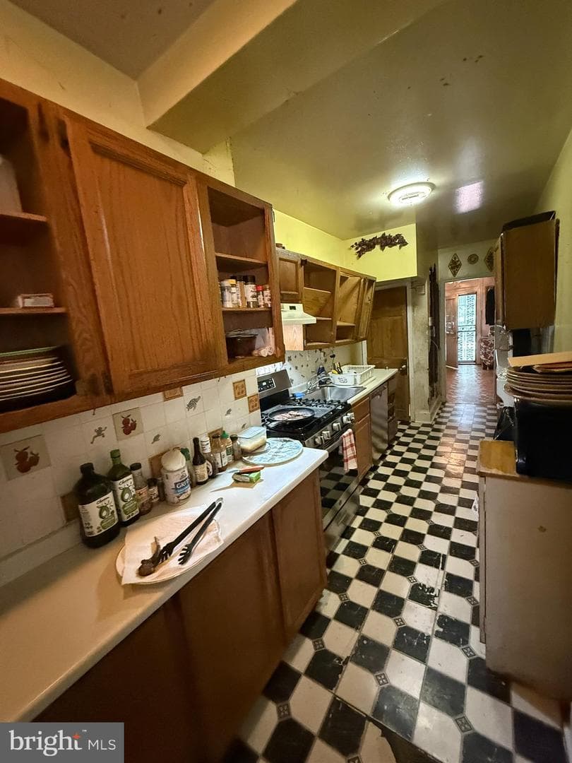 2812 6th Street NE photo 3