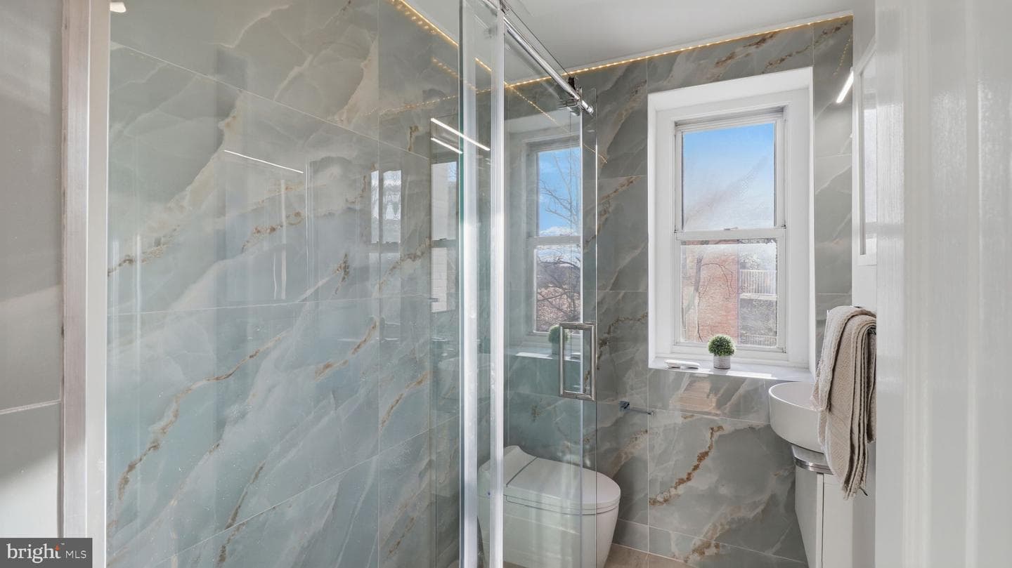 2205 California Street NW #303 photo 17
