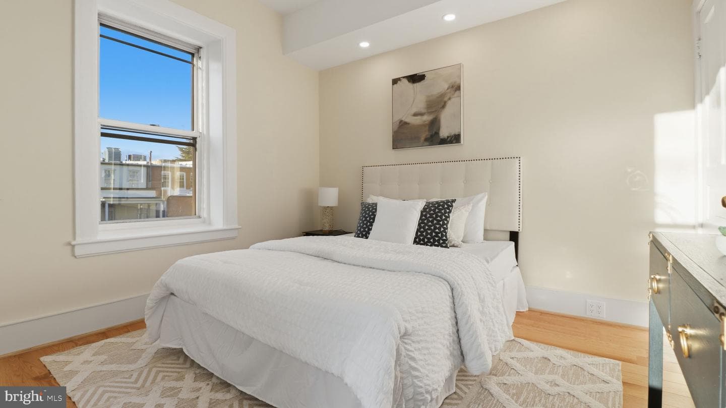2205 California Street NW #303 photo 32