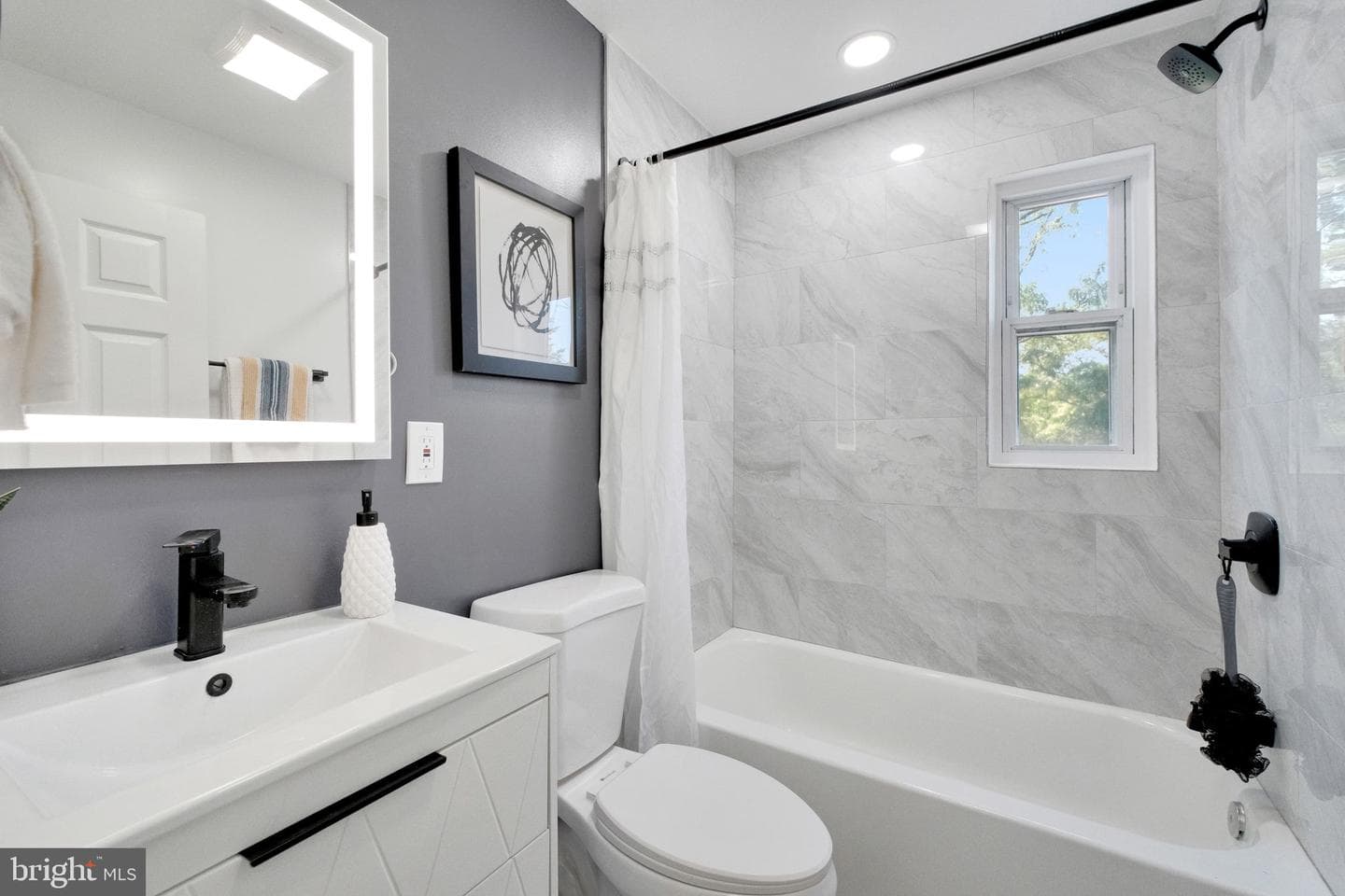 4035 Benning Road NE photo 14