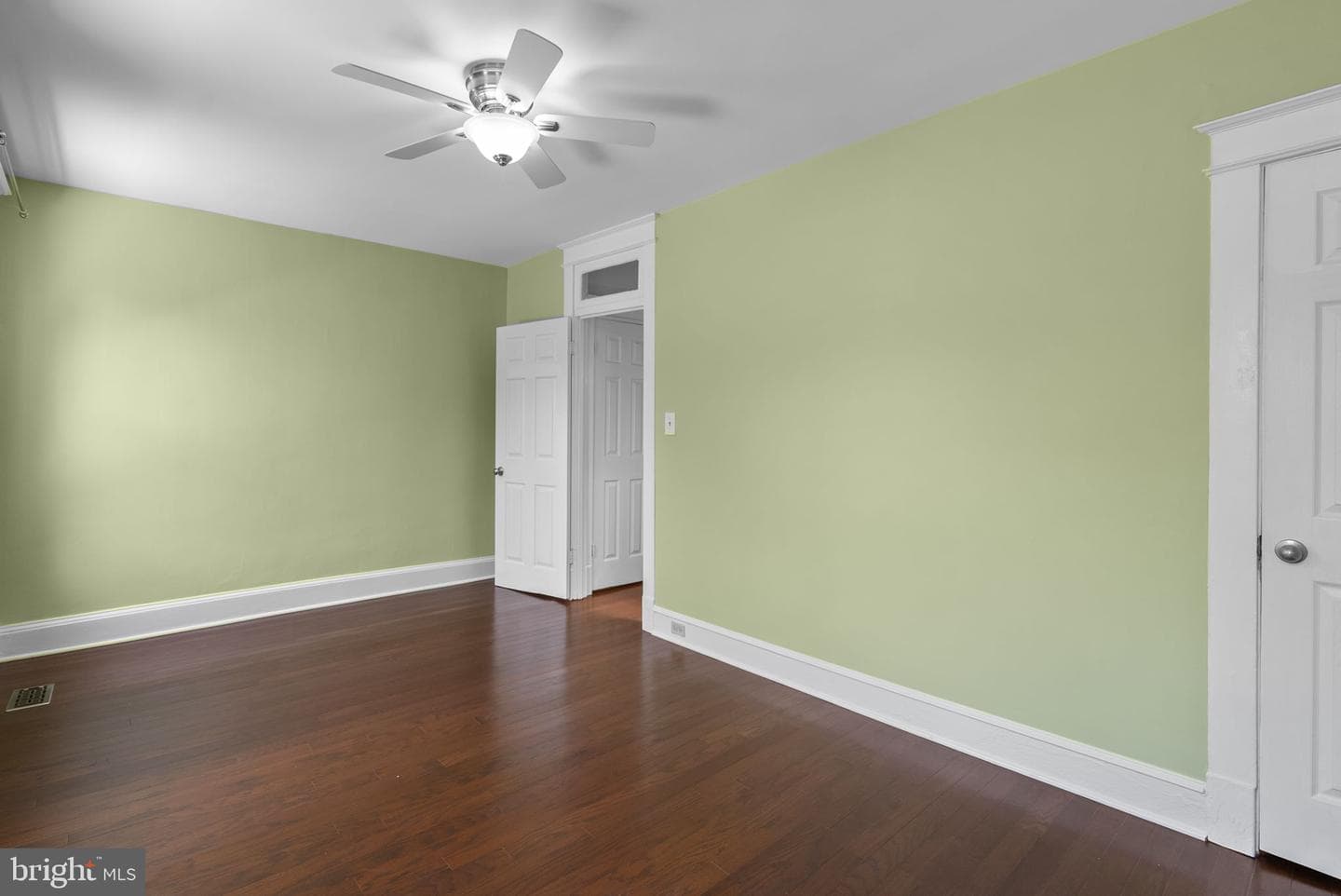 1507 West Virginia Ave NE photo 25