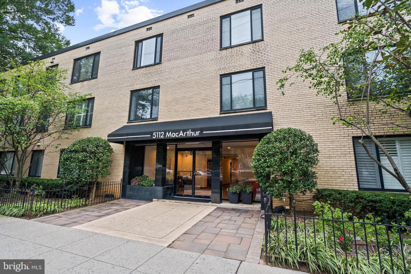 5112 Macarthur Boulevard NW #2, Washington