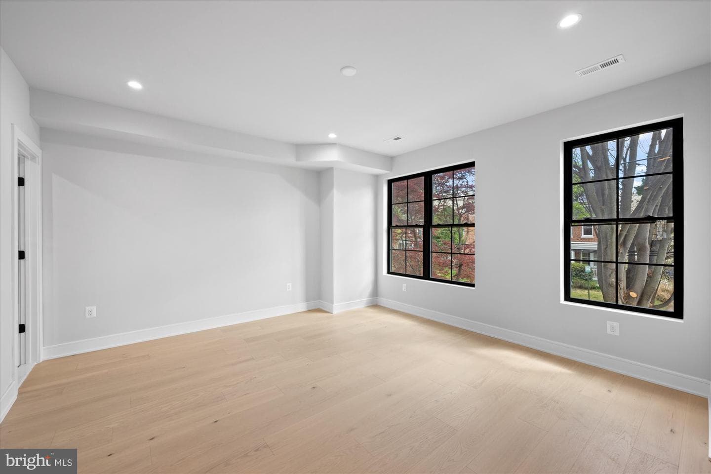 4441 Harrison Street NW photo 14