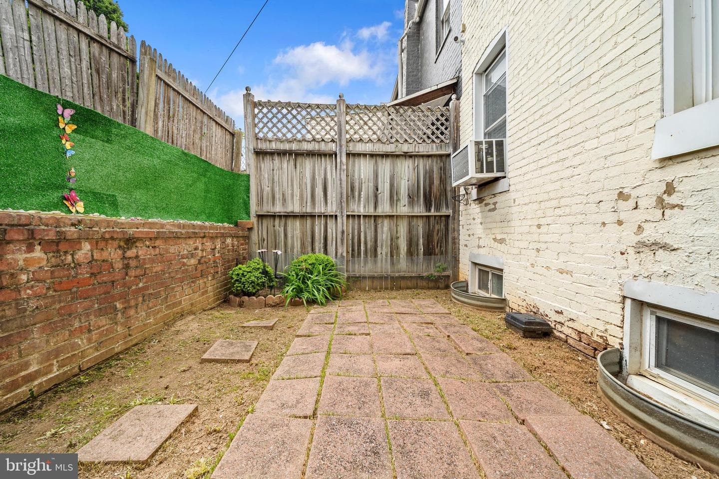 504 Kenyon Street NW photo 30