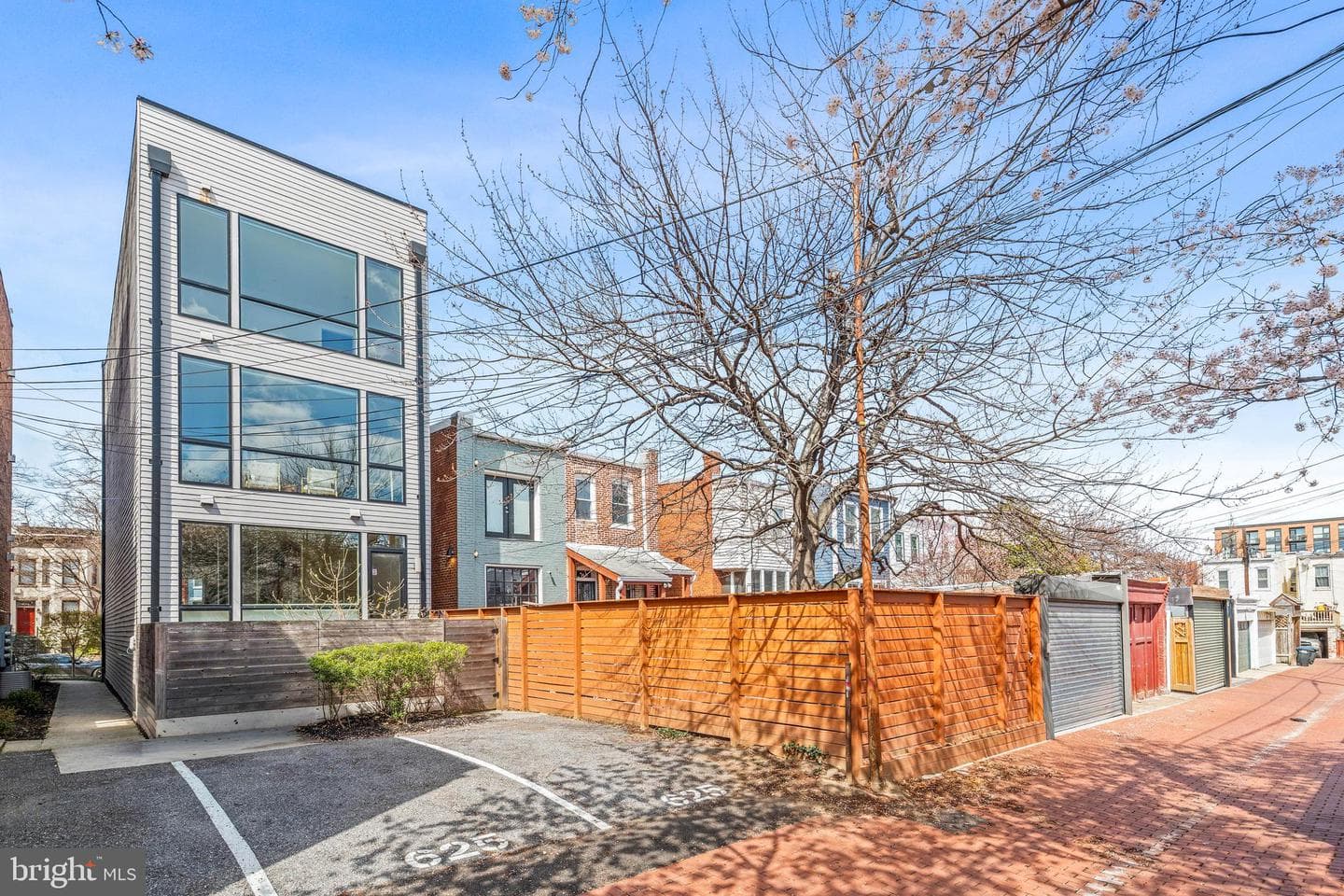 625 5th Street NE #2 photo 27