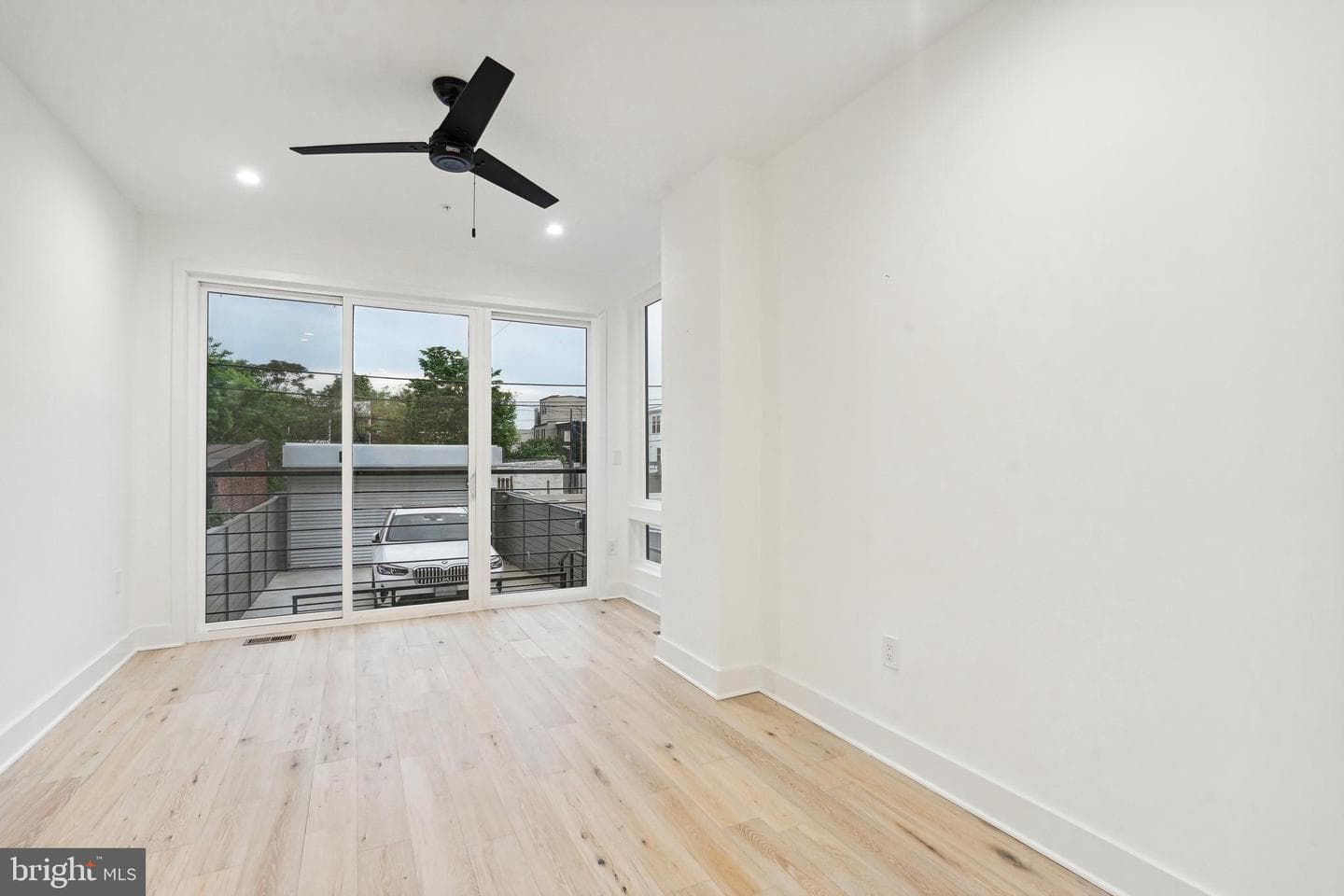 1111 K Street NE #2 photo 12