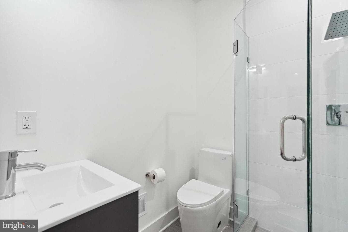 1111 K Street NE #2 photo 14