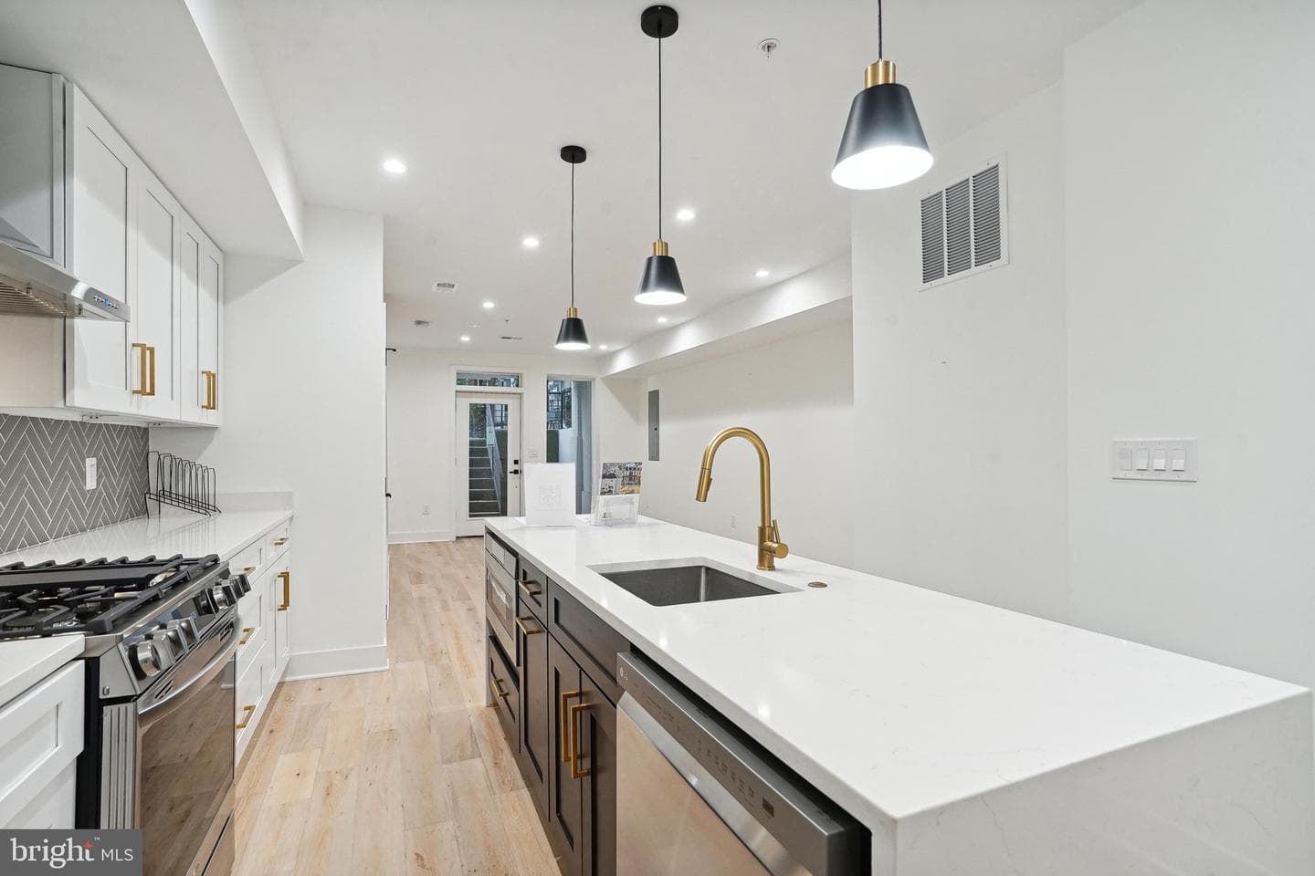 1111 K Street NE #2 photo 5