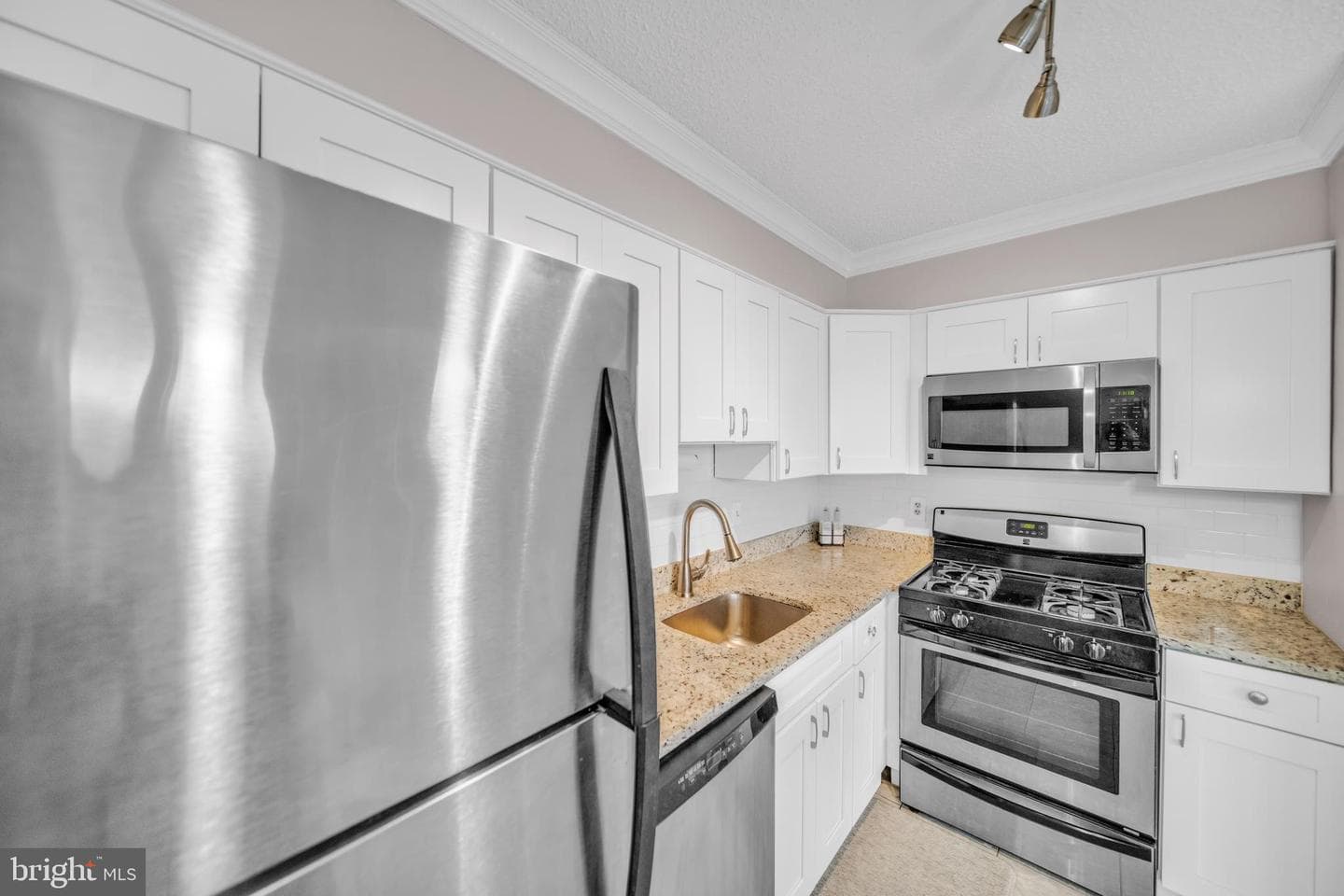 1245 13th Street NW #915 photo 15