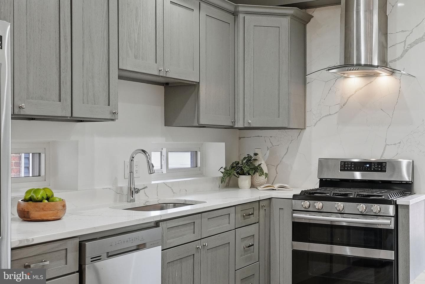 2121 4th Street NE #1 photo 12