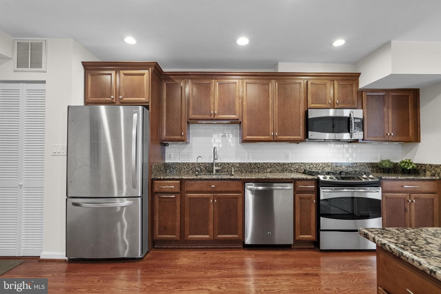 1525 1st Street SW photo 10