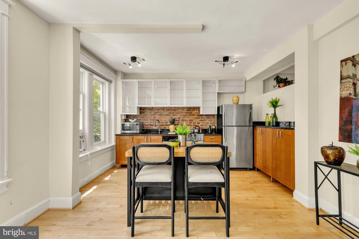 1869 Mintwood Place NW #24 photo 12