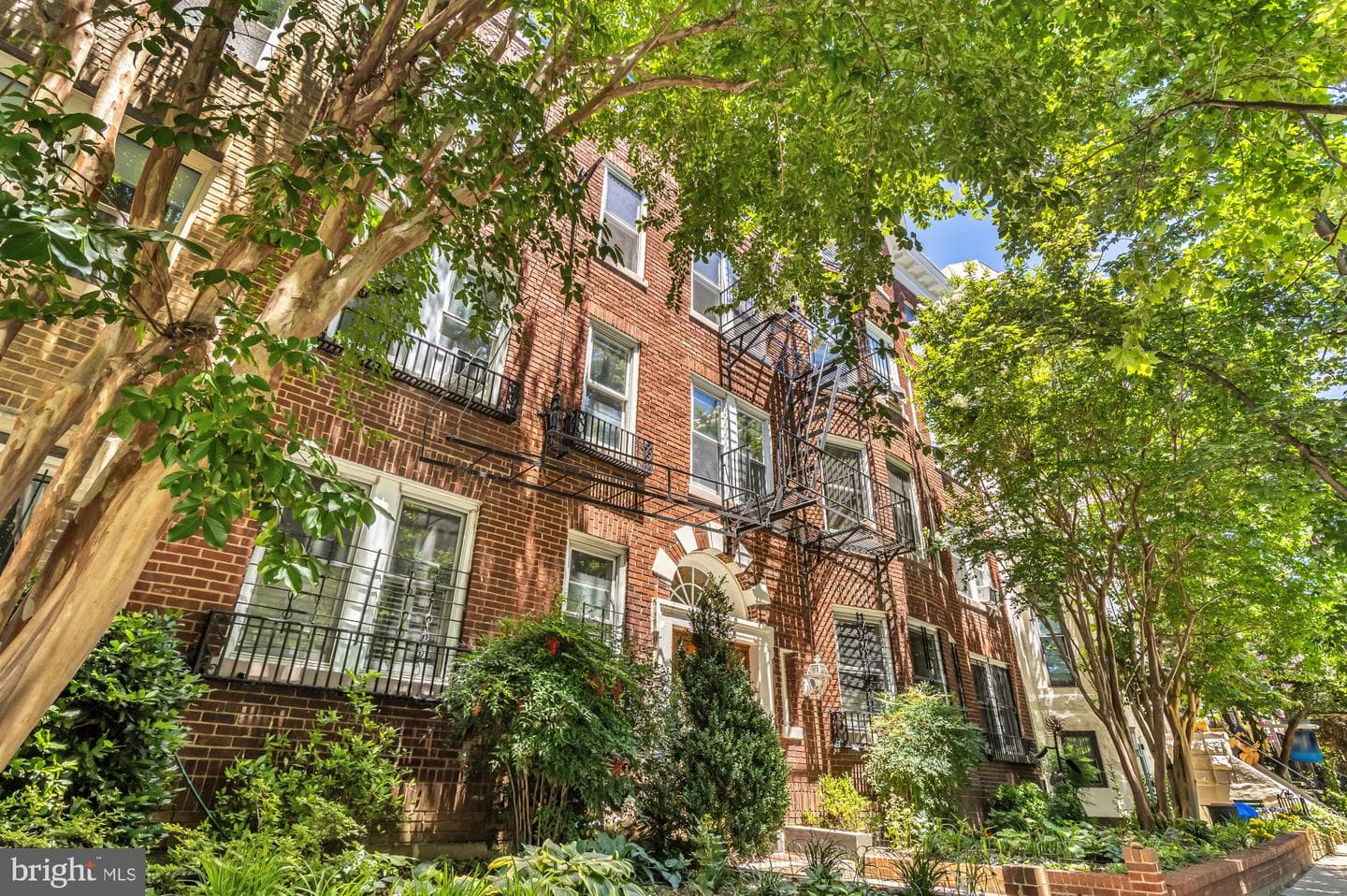 1869 Mintwood Place NW #24 photo 29