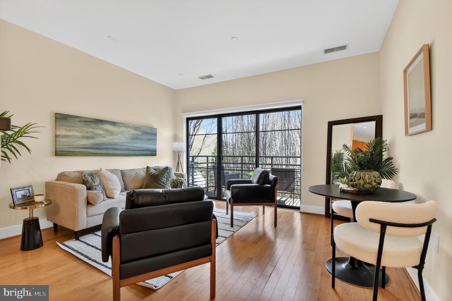 5201 Wisconsin Avenue NW #308 photo 6