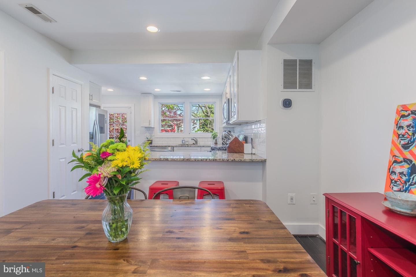 312 Bryant Street NE photo 14