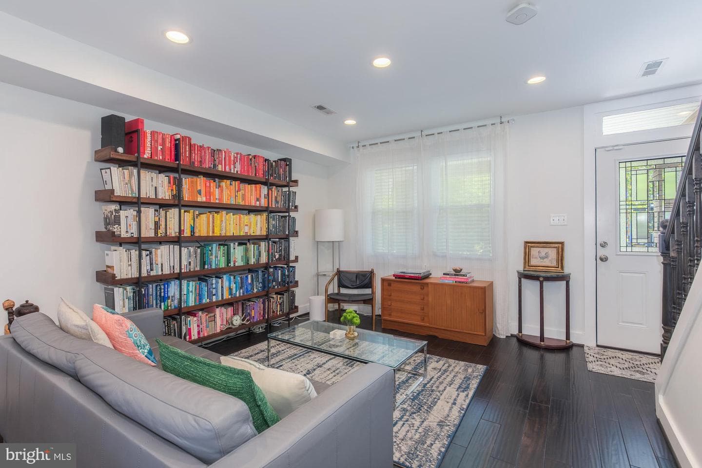 312 Bryant Street NE photo 17