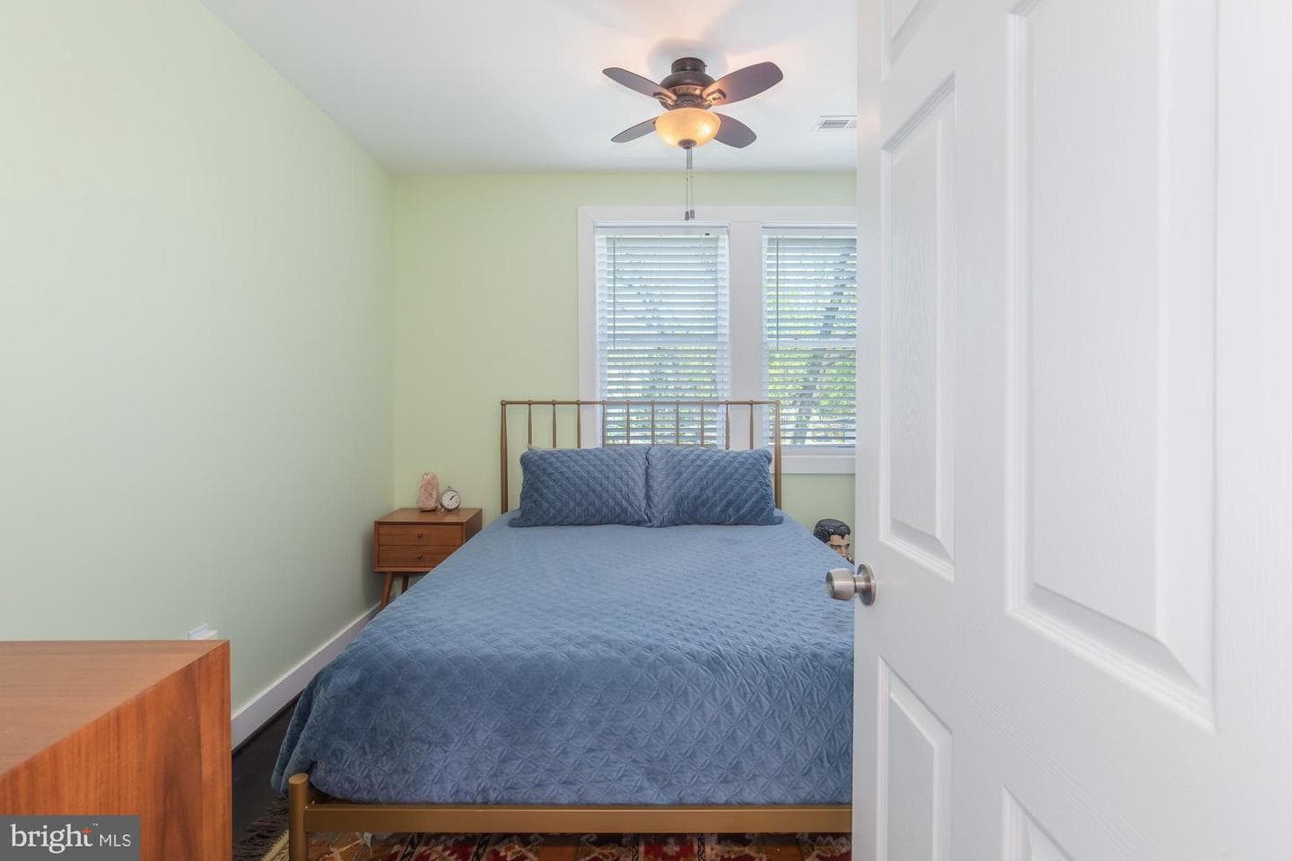 312 Bryant Street NE photo 29