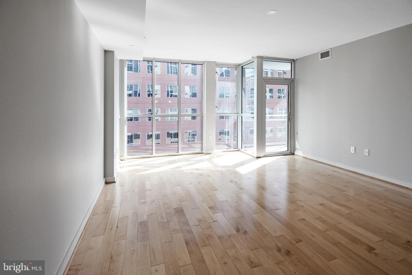 1025 1st Street SE #612 photo 9