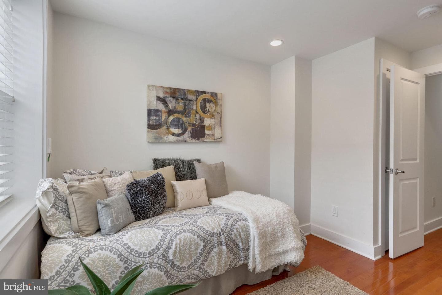 43 Hanover Place NW #1 photo 11