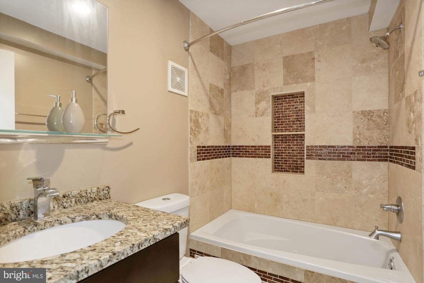 43 Hanover Place NW #1 photo 12