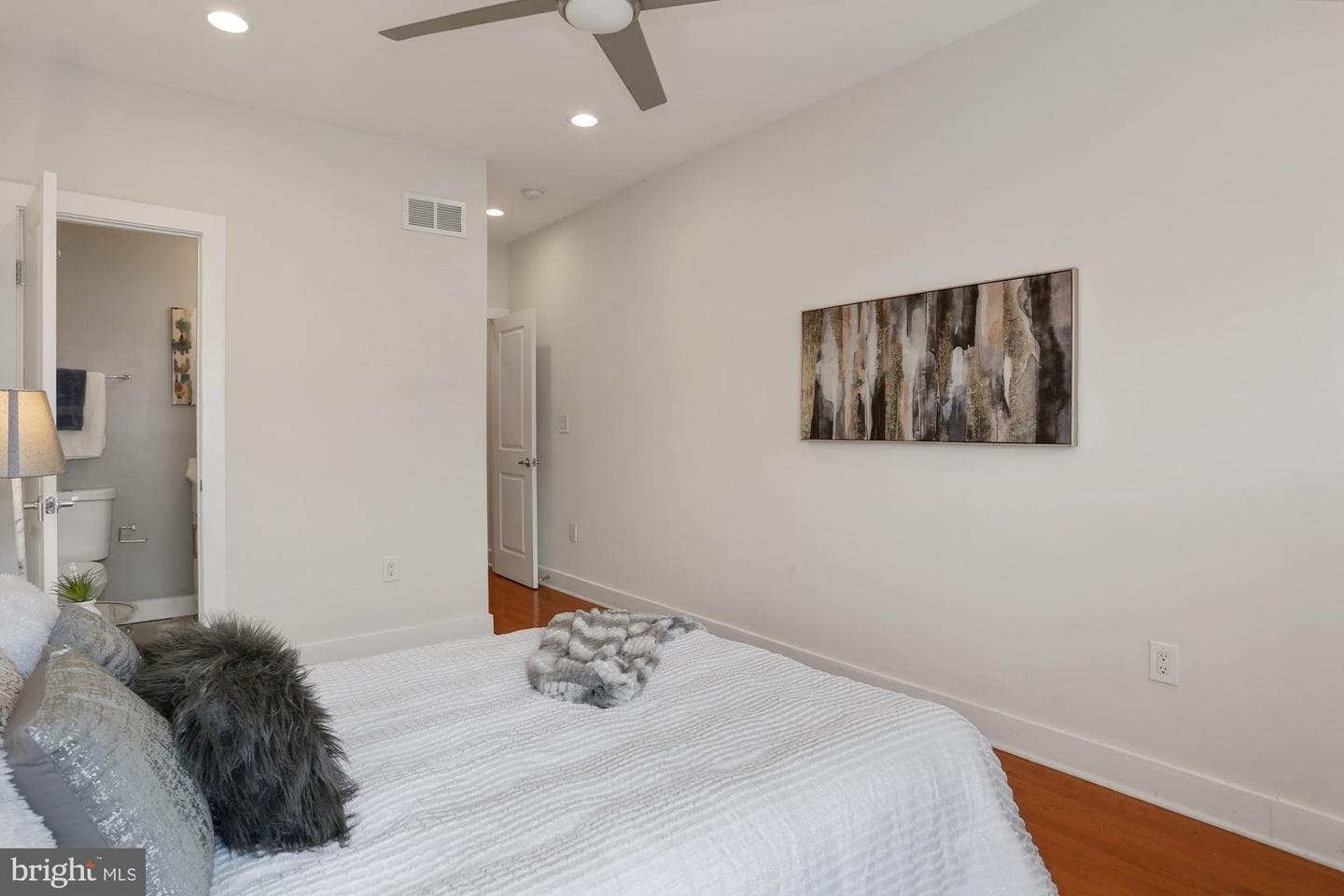 43 Hanover Place NW #1 photo 15