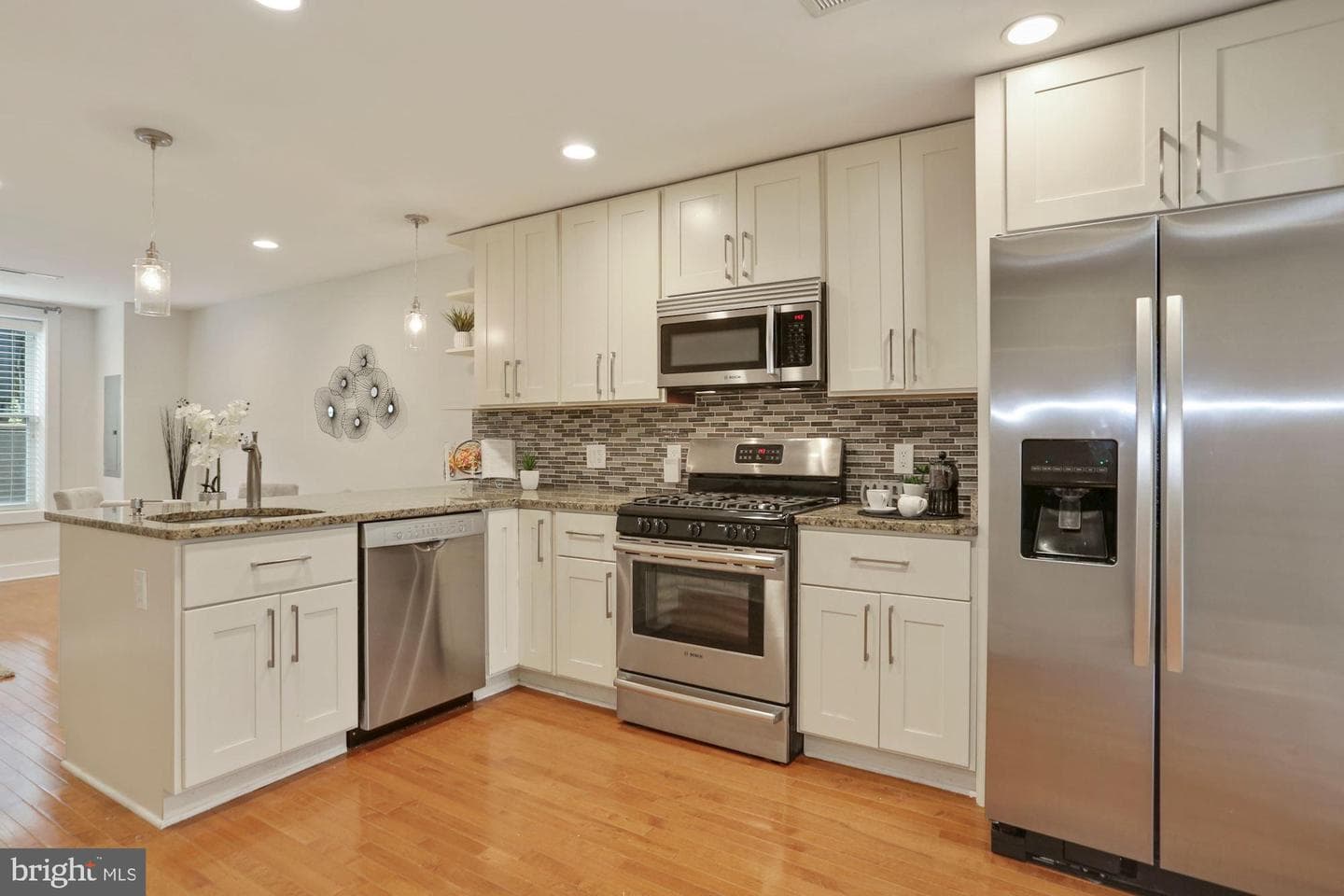 43 Hanover Place NW #1 photo 4