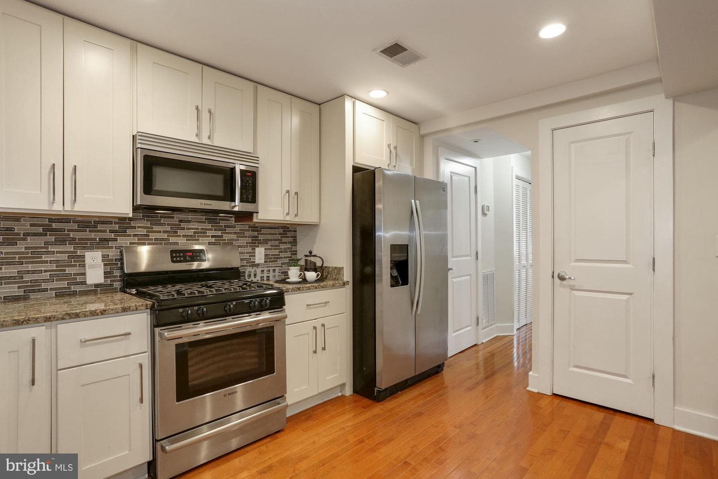 43 Hanover Place NW #1 photo 5