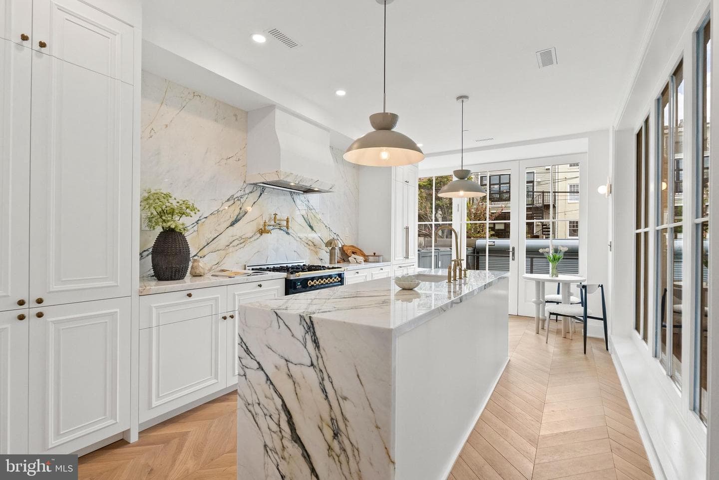 1308 Corcoran Street NW photo 12