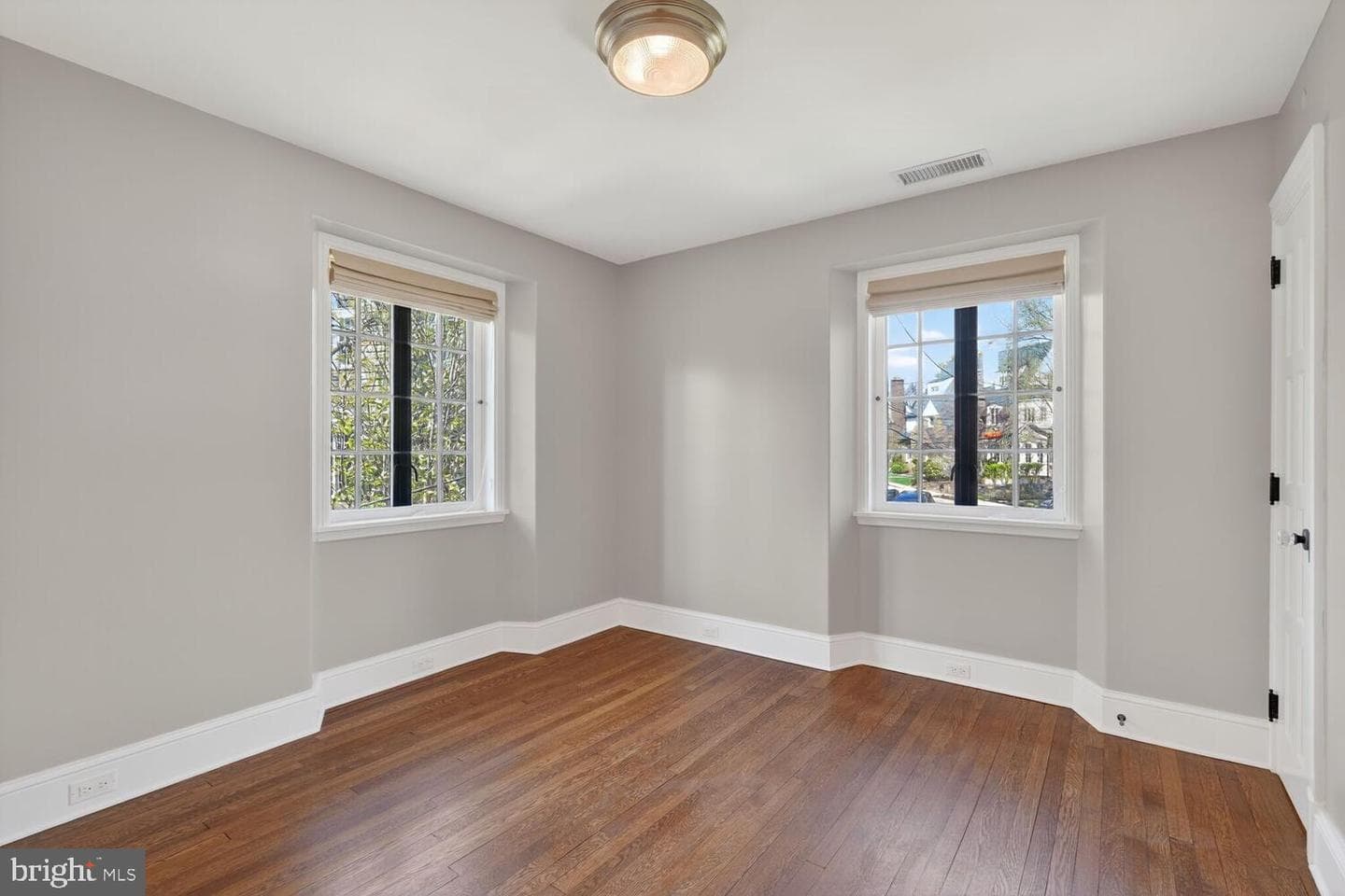 2604 31st Street NW photo 26