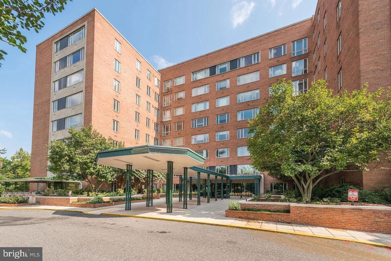 4301 Massachusetts Avenue NW #3011, Washington