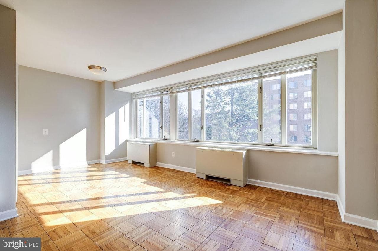 4301 Massachusetts Avenue NW #3011 photo 5