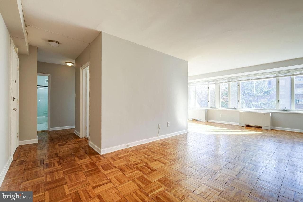 4301 Massachusetts Avenue NW #3011 photo 7
