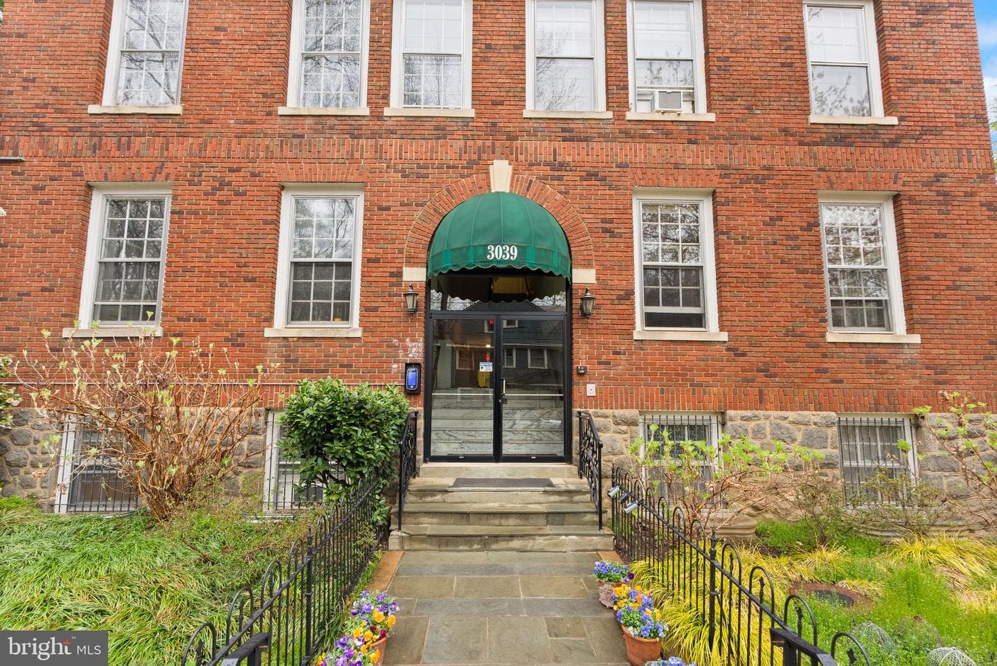 3039 Macomb Street NW #2a photo 22