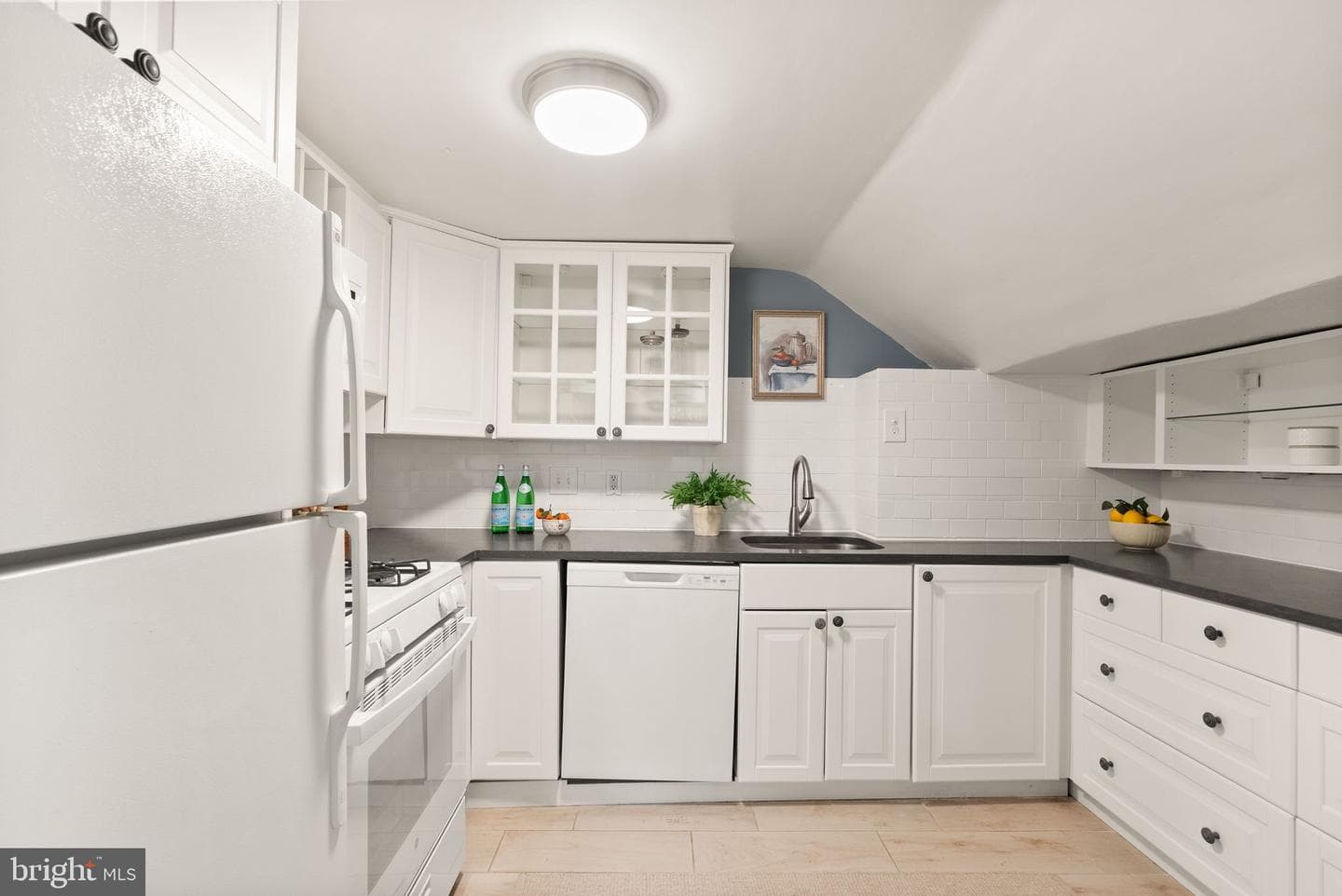 3039 Macomb Street NW #2a photo 7