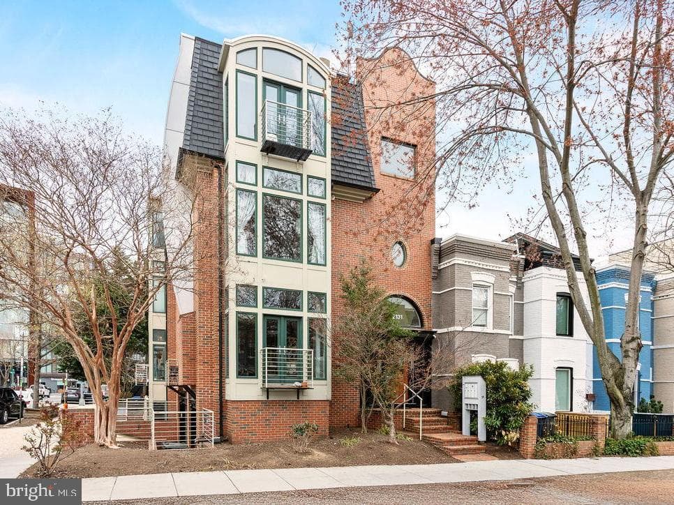 2131 10th Street NW #2 photo 2