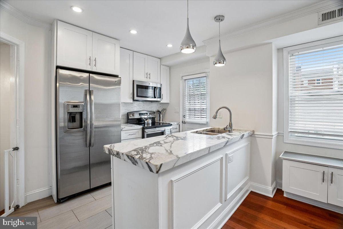 5046 12th Street NE photo 12