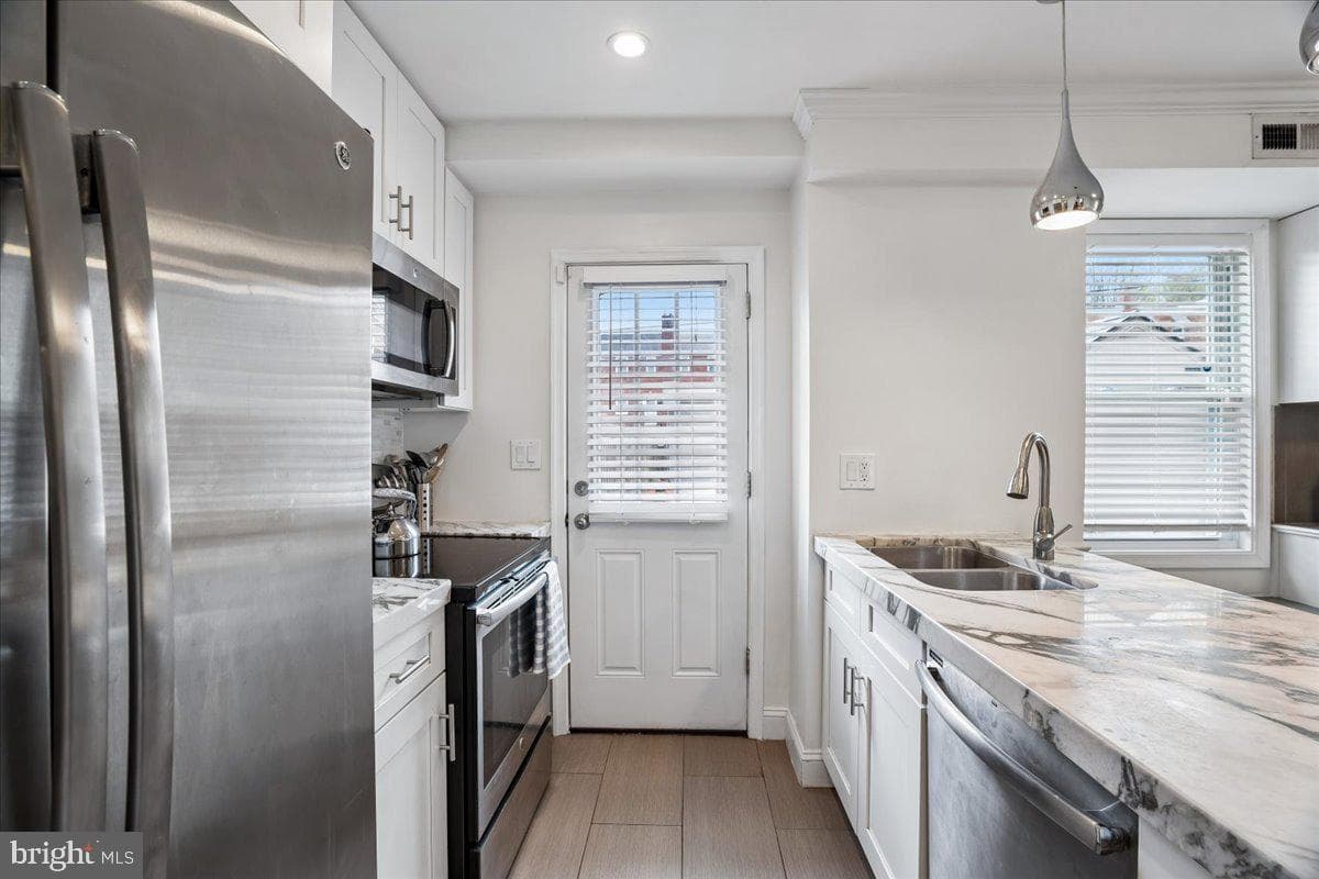 5046 12th Street NE photo 13