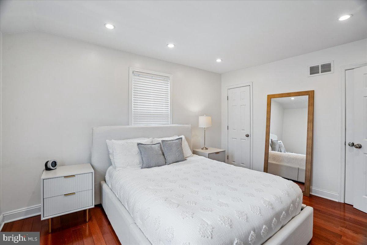 5046 12th Street NE photo 22