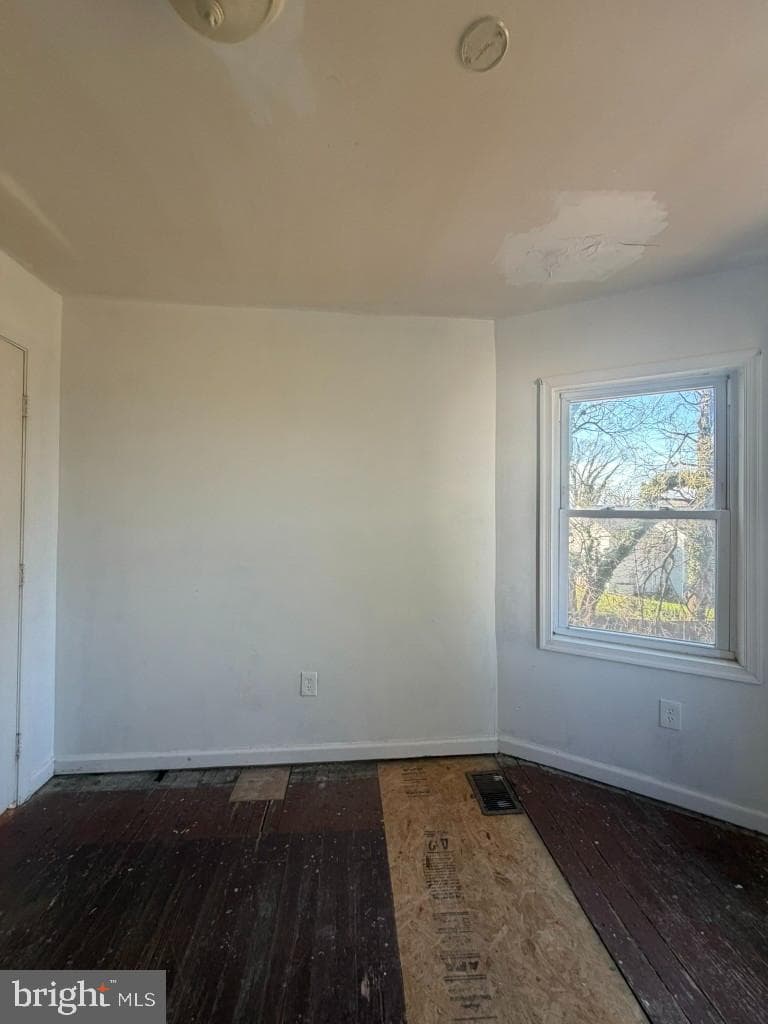 314 57th Street NE photo 14