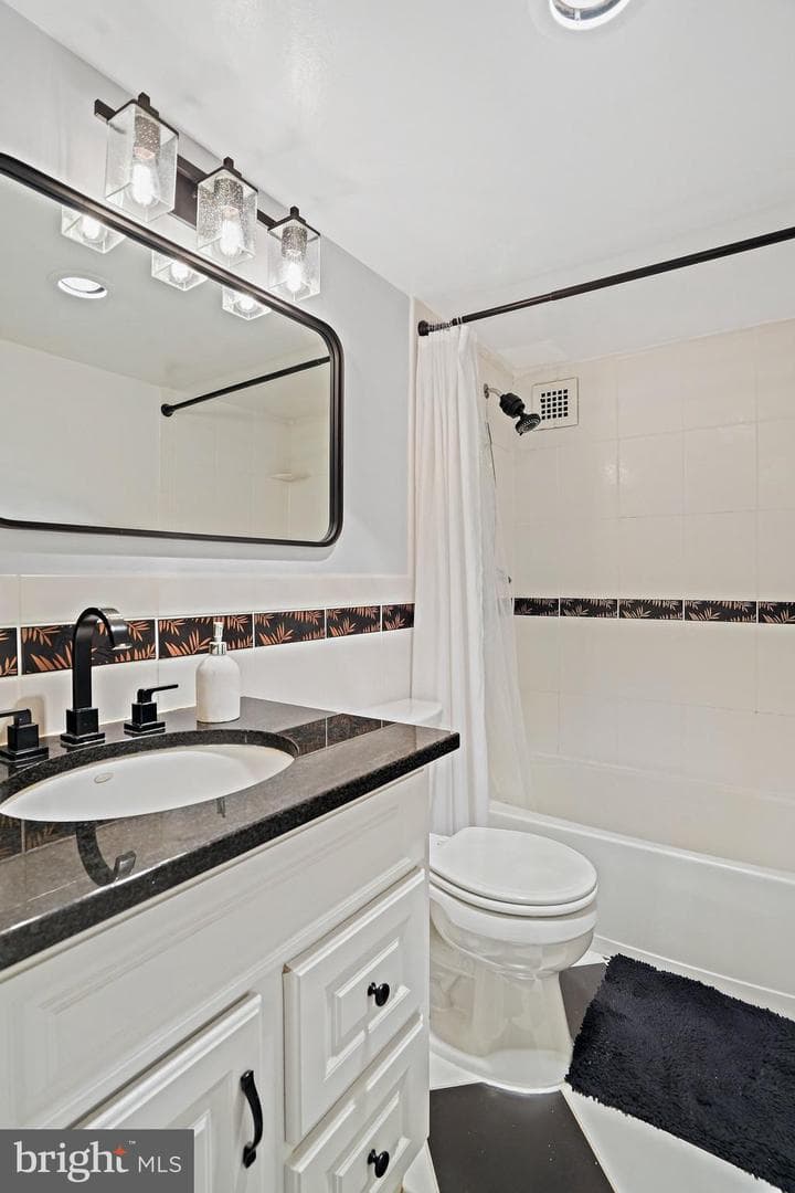 700 7th Street SW #311 photo 15