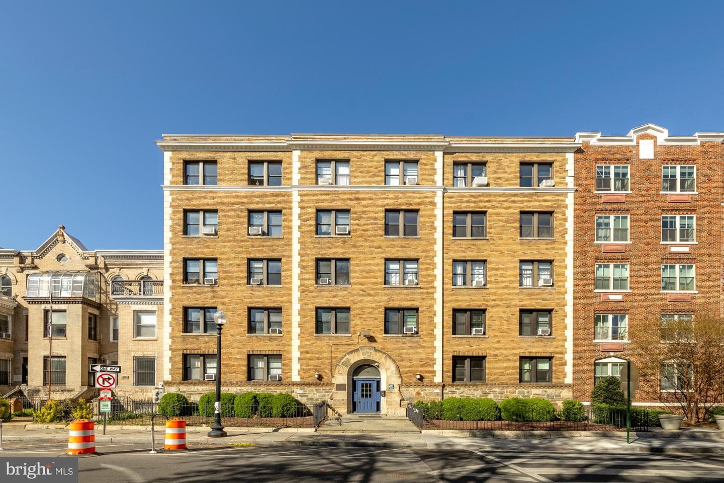 1457 Park Road NW #402 photo 18
