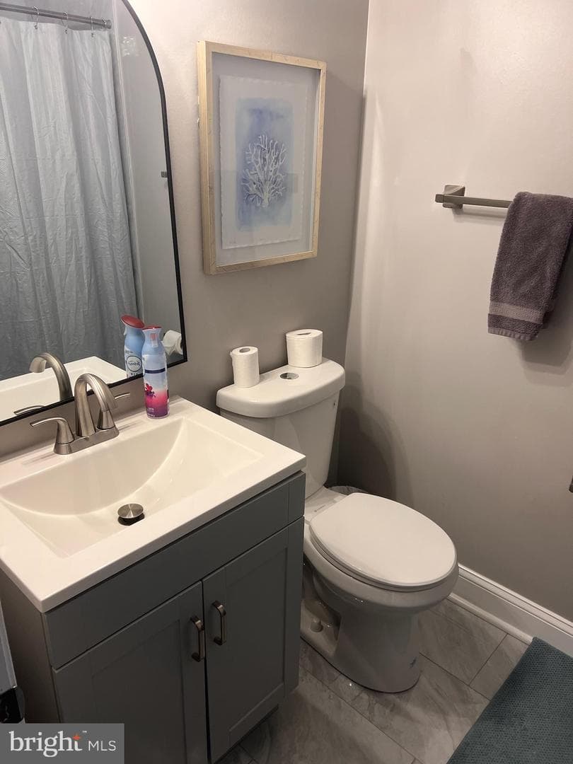 546 Hobart Place NW photo 15