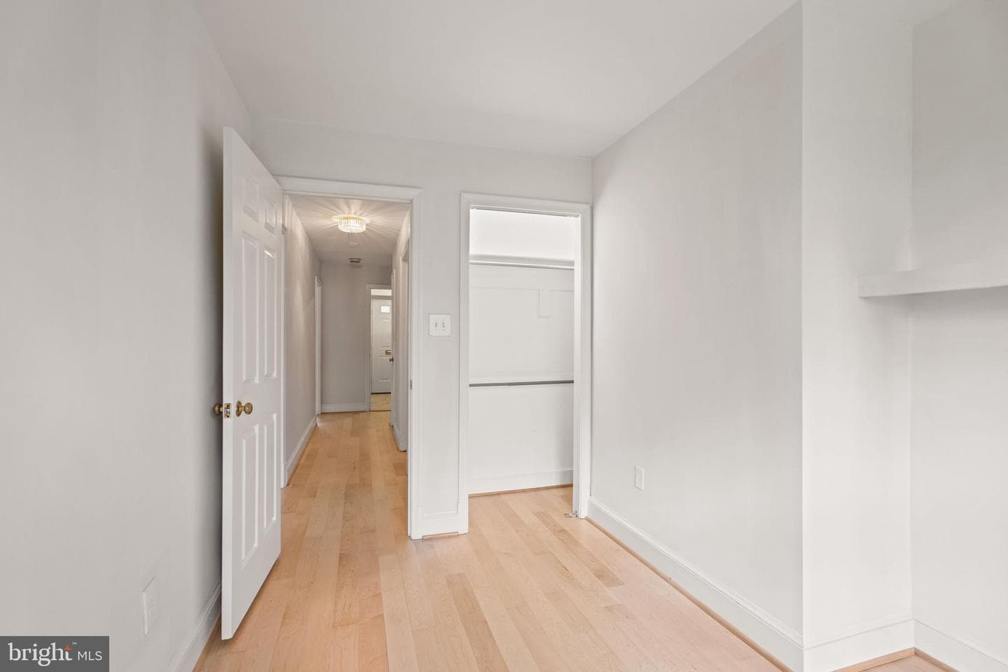 3231 Sutton Place NW #d photo 32