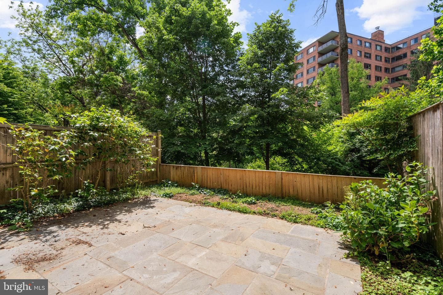 3231 Sutton Place NW #d photo 36