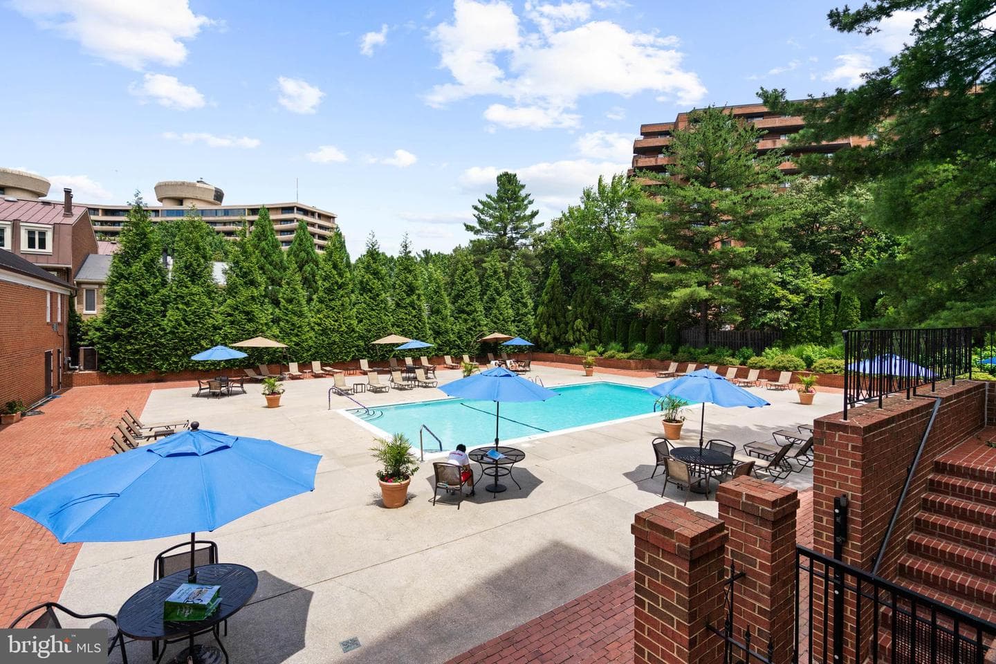 3231 Sutton Place NW #d photo 39
