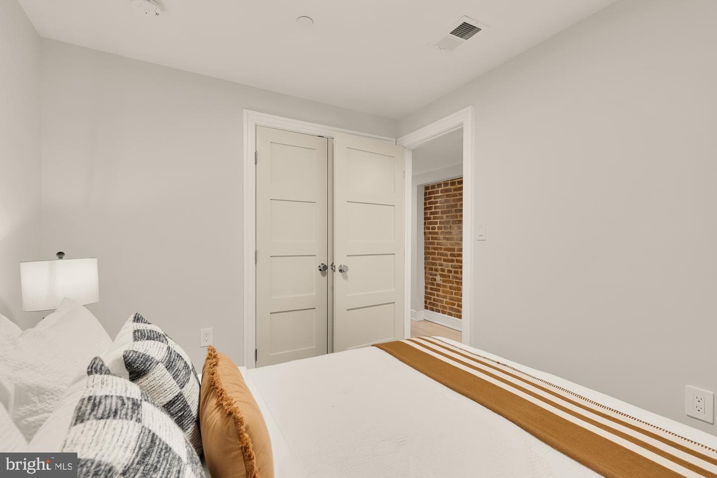 647 G Street SE #2 photo 22
