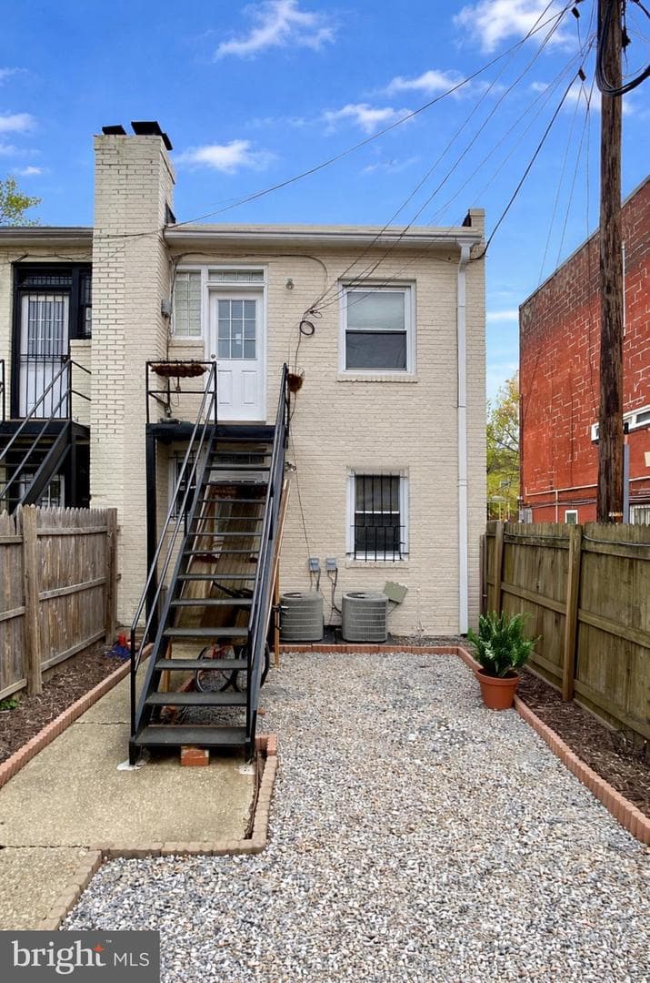 433-435 17th Street SE photo 17