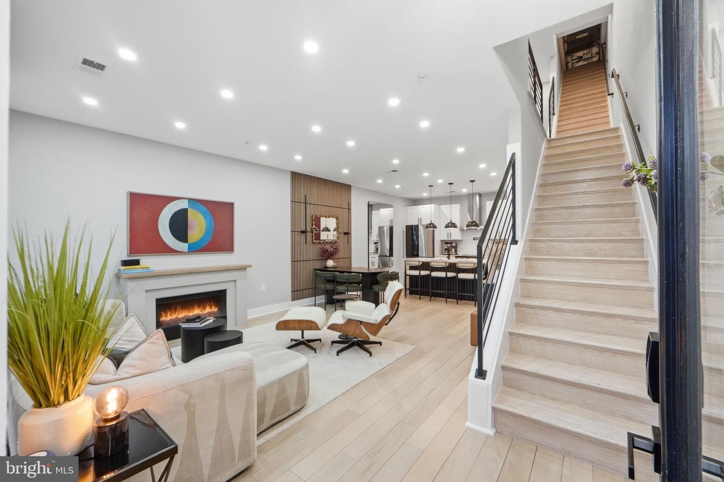 533 Shepherd Street NW photo 5